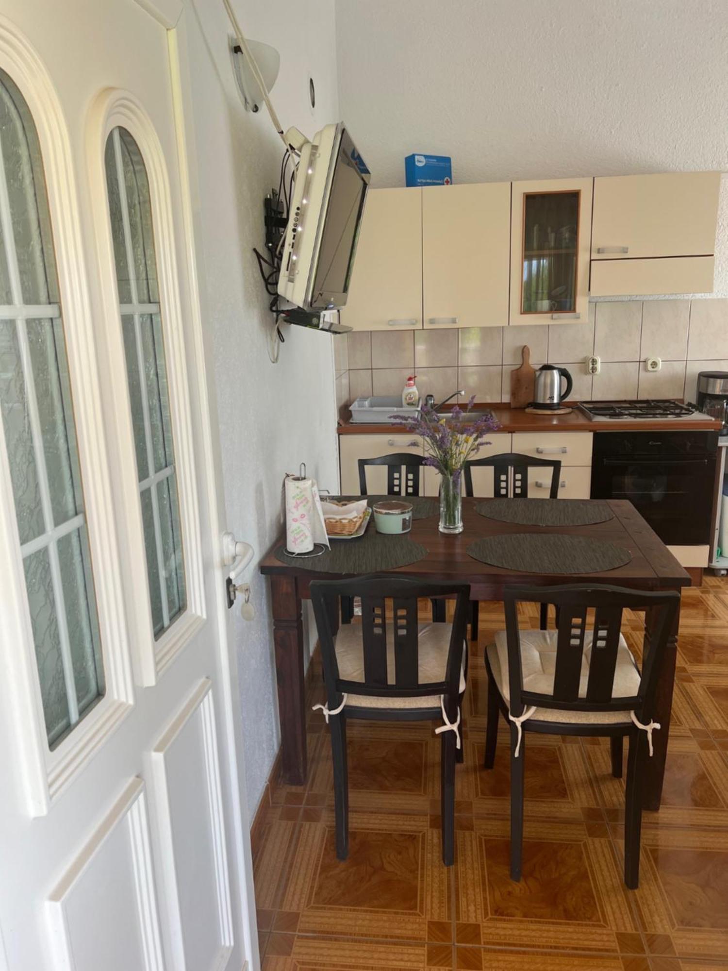 Apartmani Anna Vir Zewnętrze zdjęcie